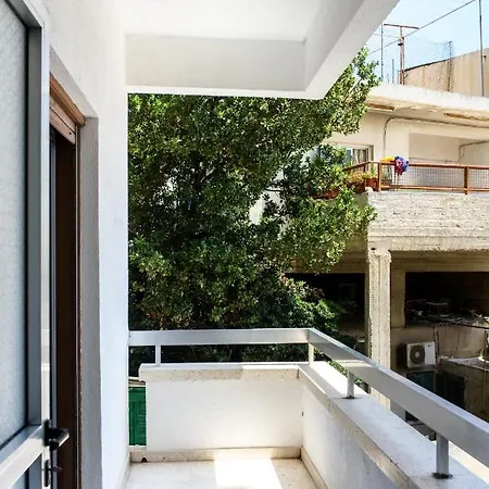 Perseus Flat 103 * Larnaca