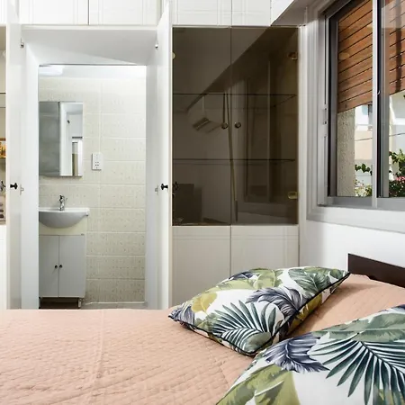 Perseus Flat 103 * Larnaca